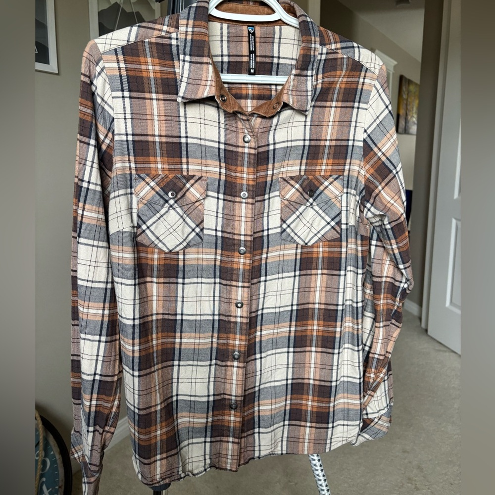 KÜHL Women's Plaid Button-Down light Flannel Shirt